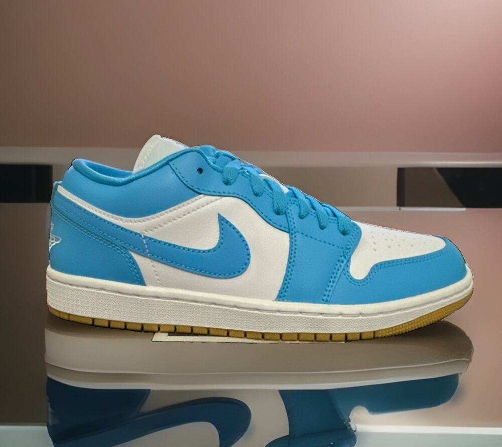 New Women's Size 10 Air Jordan 1 Low Dk Powder Blue DC0774-104 Men's Size 8.5